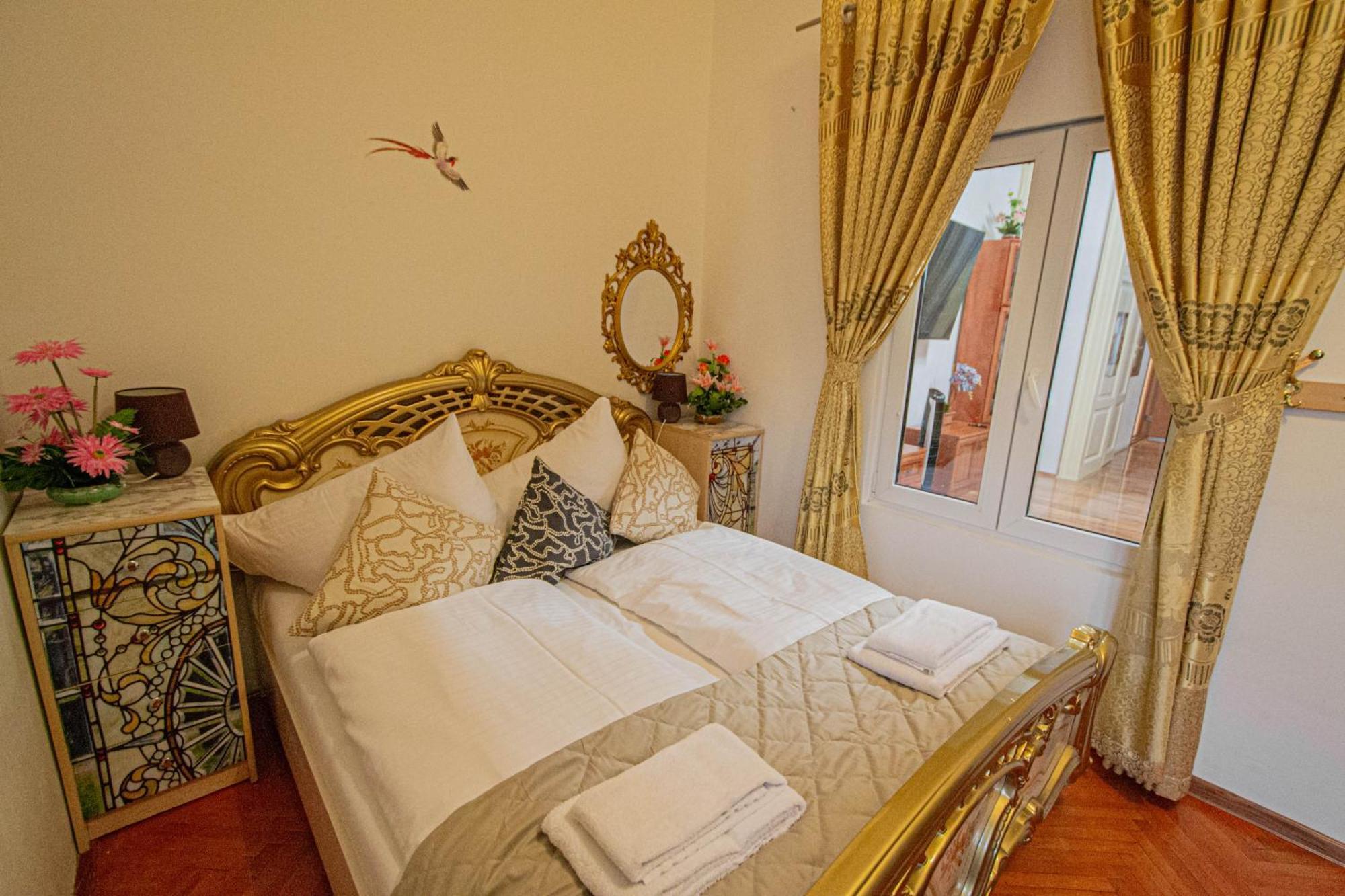 The Grand Royal 3Bdr Heart Of Old Town Apartment Prague Exterior photo